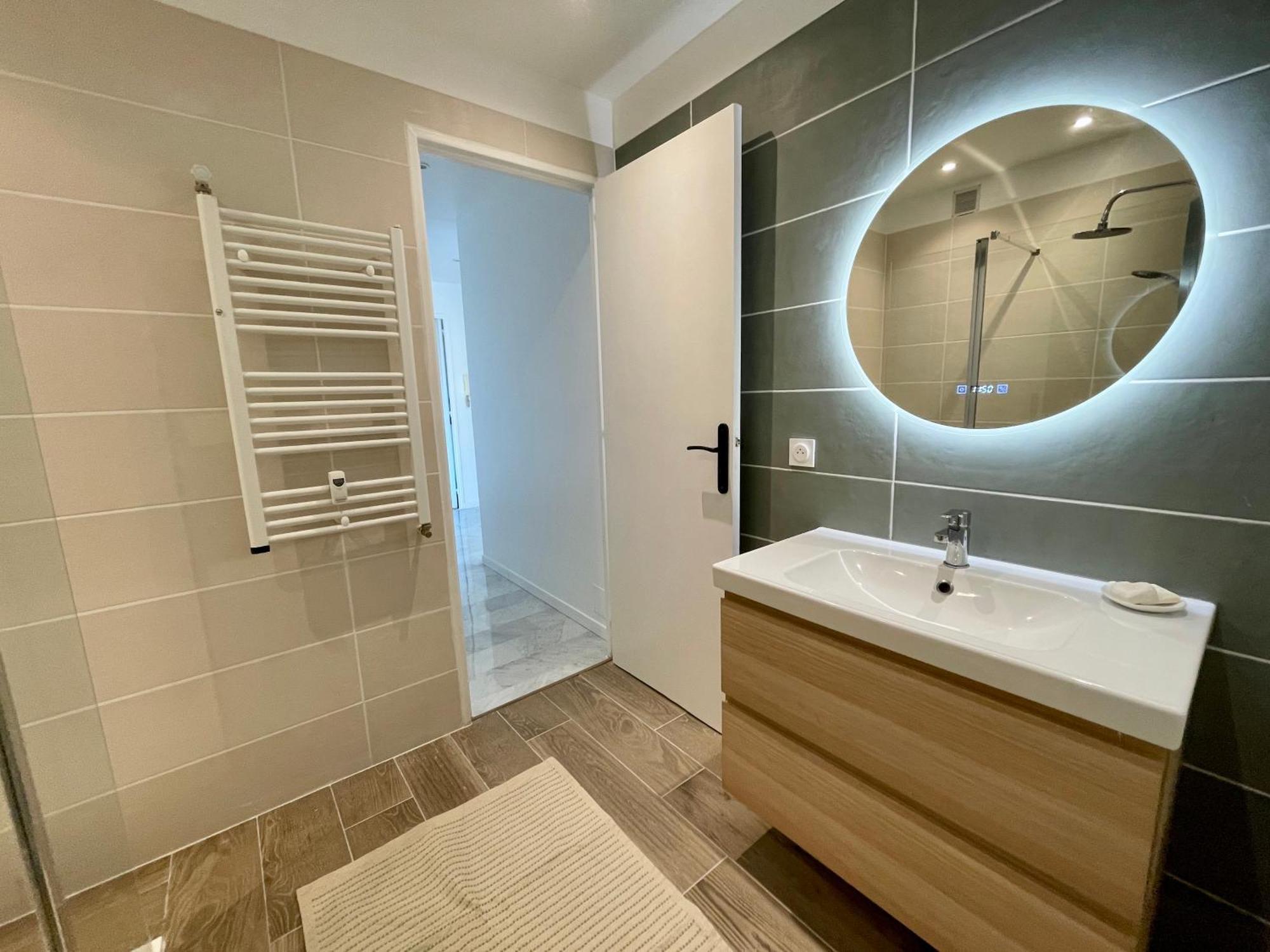 Bright Appartment With View Cagnes-sur-Mer Eksteriør bilde