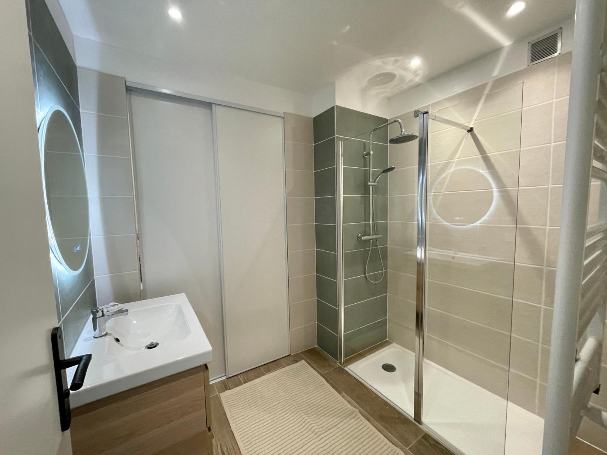 Bright Appartment With View Cagnes-sur-Mer Eksteriør bilde